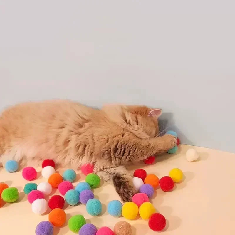 Stretch Plush Ball Cat Toy